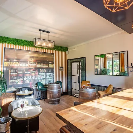 Sure By Western Jerome - Le Havre 3*