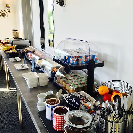 Отель Sure By Western Jerome - Le Havre 3*