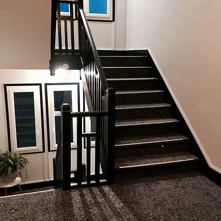 Sure By Western Jerome - Le Havre 3*