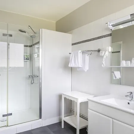 Hotel Sure By Western Jerome - Le Havre Port-Jerome-sur-Seine