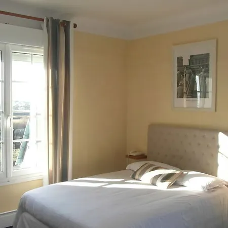 Hotel Sure By Western Jerome - Le Havre 3*