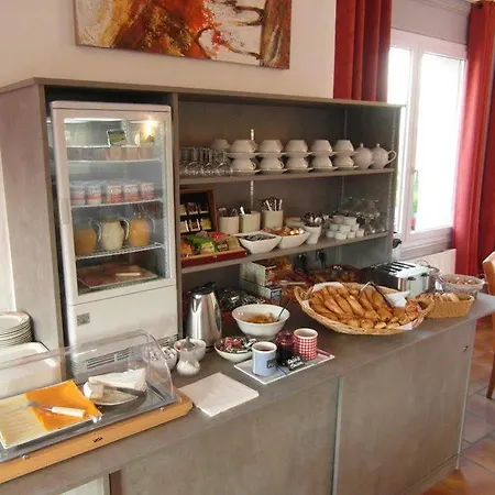 Sure By Western Jerome - Le Havre Otel