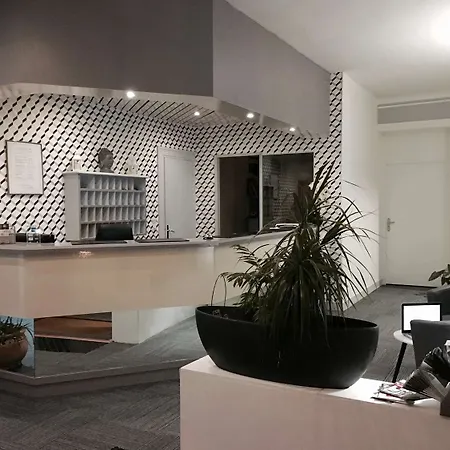 Sure By Western Jerome - Le Havre Hotell 3*
